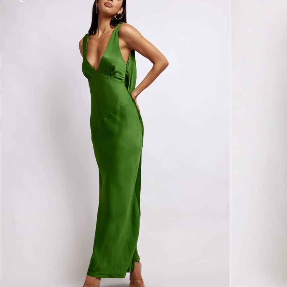 MESHKI Emerald Green Nadir Gown Size XXS Maxi Satin Dress With Back Cowl